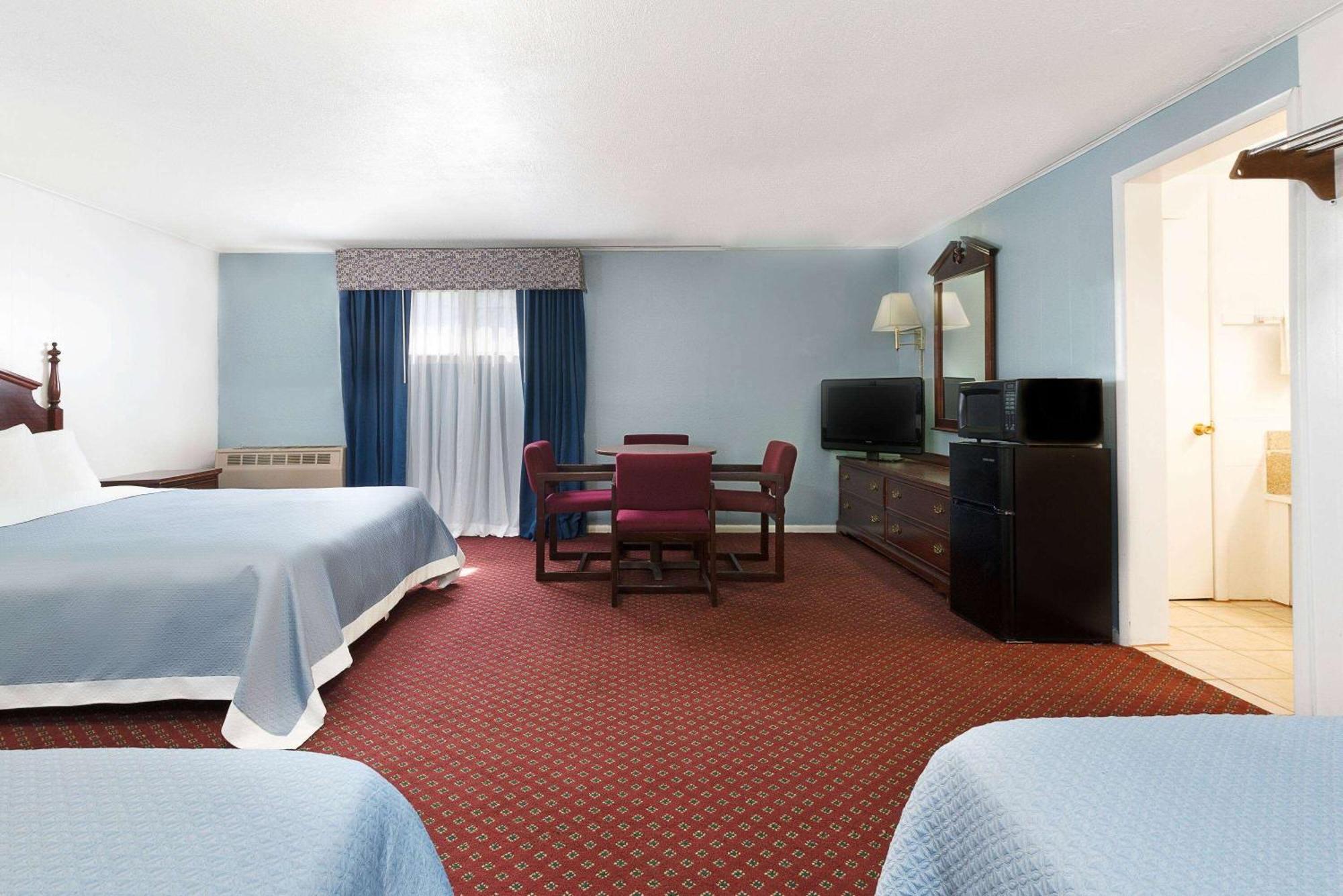 Travelodge By Wyndham Las Vegas Nm Exteriör bild