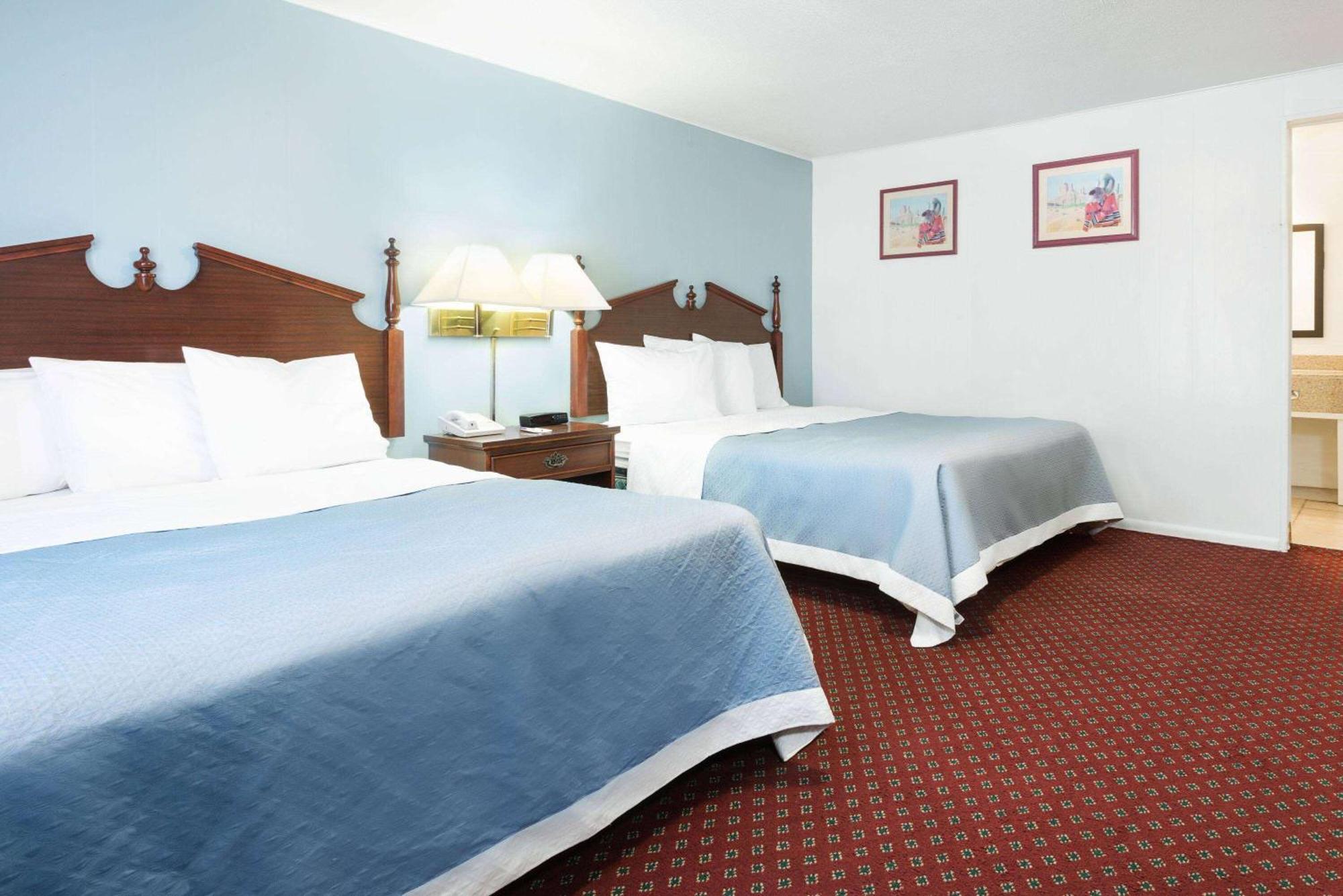 Travelodge By Wyndham Las Vegas Nm Exteriör bild