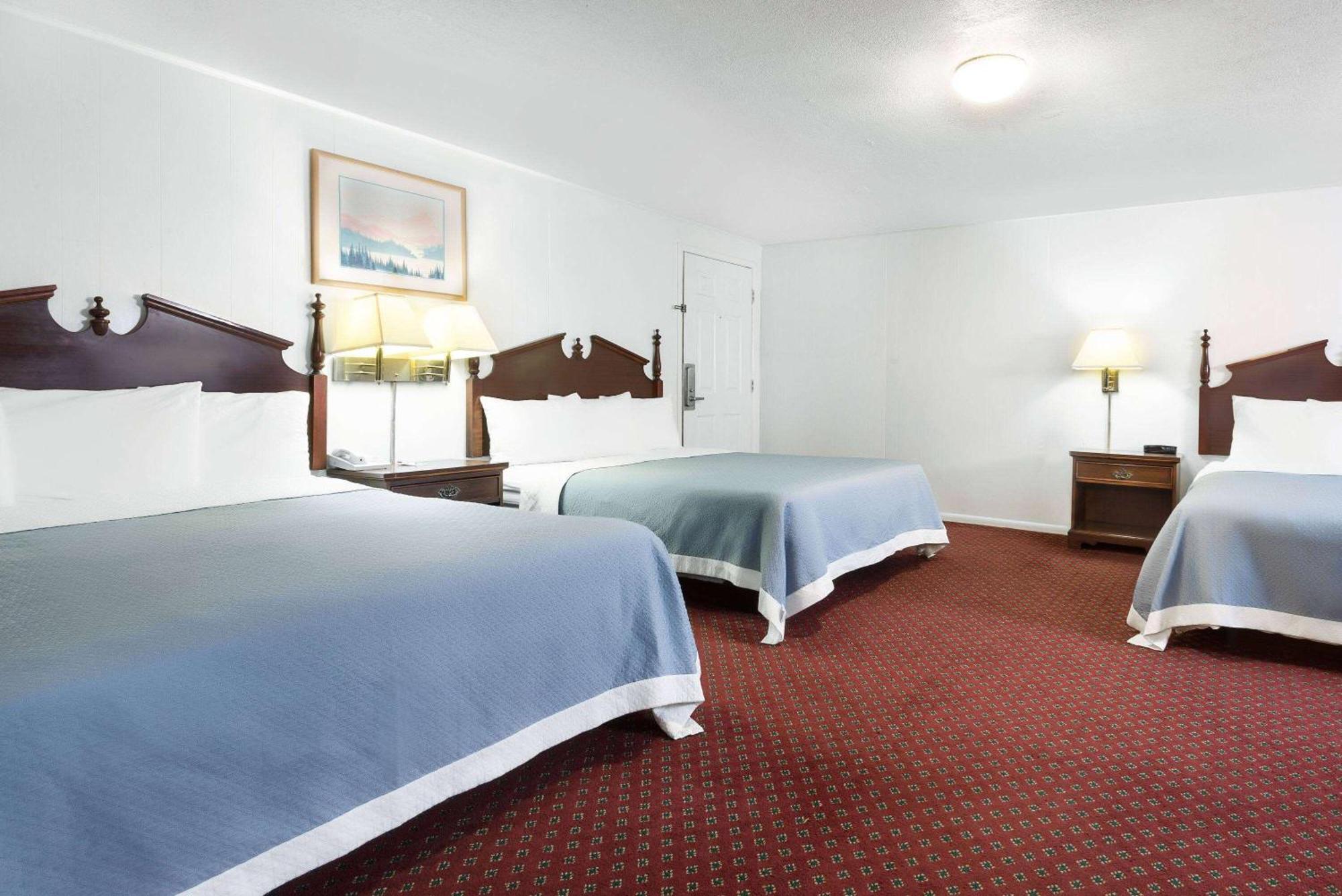 Travelodge By Wyndham Las Vegas Nm Exteriör bild